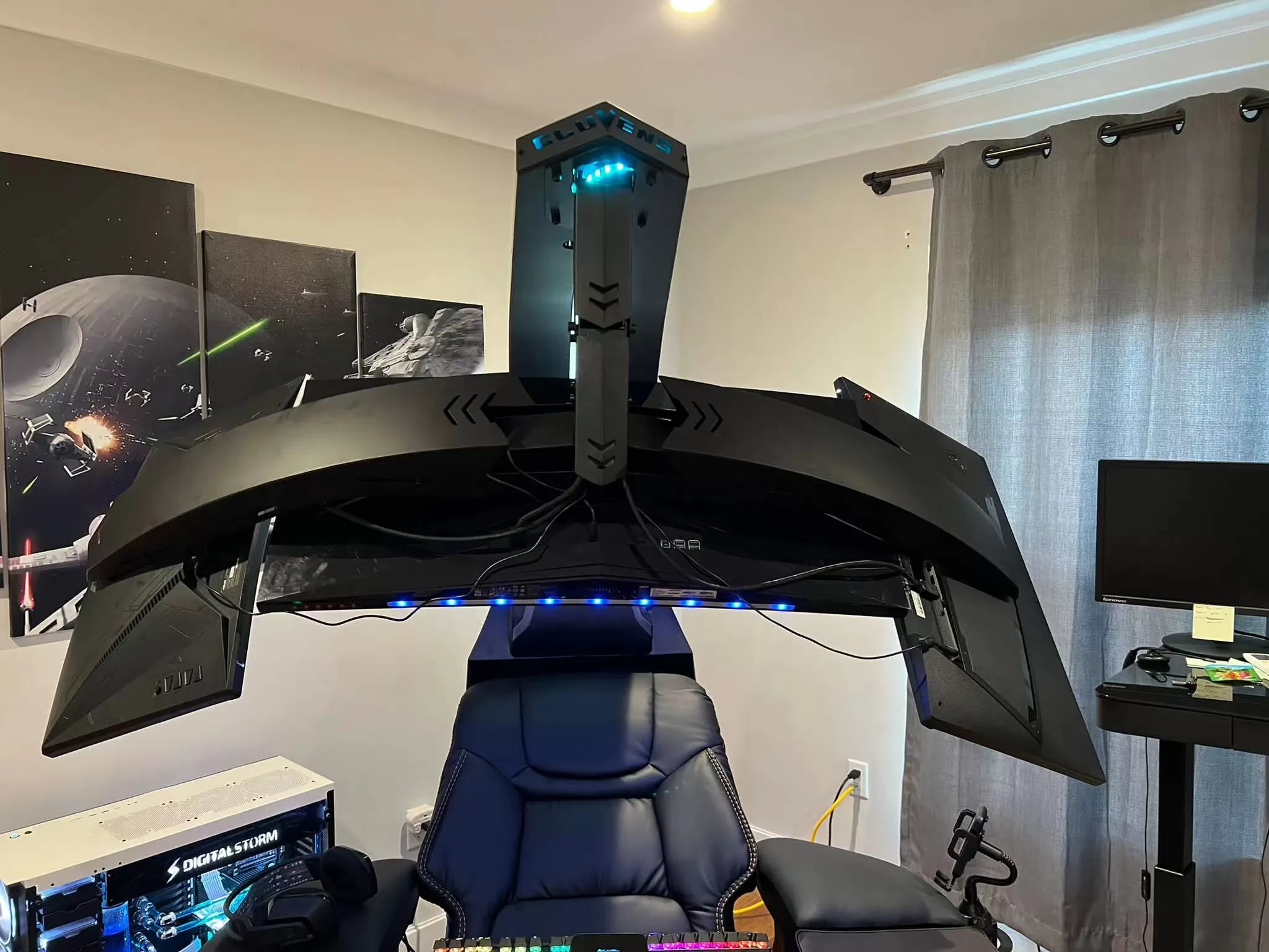 Cluvens Manticore Unicorn 2.0 -  Chair Gaming cockpit recliner workstation Leather executive high back seat support up to 5 screens empower productivity
